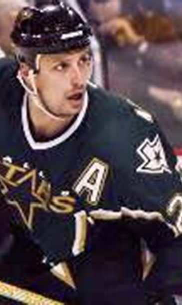 Ex-Star Matvichuk savoring coaching gig in Allen